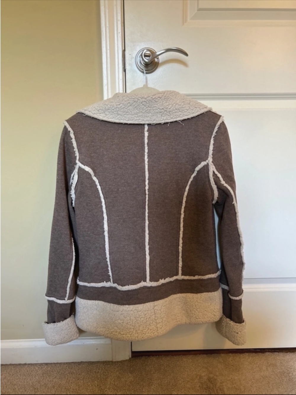 Sherpa Jacket - Picture 5 of 5